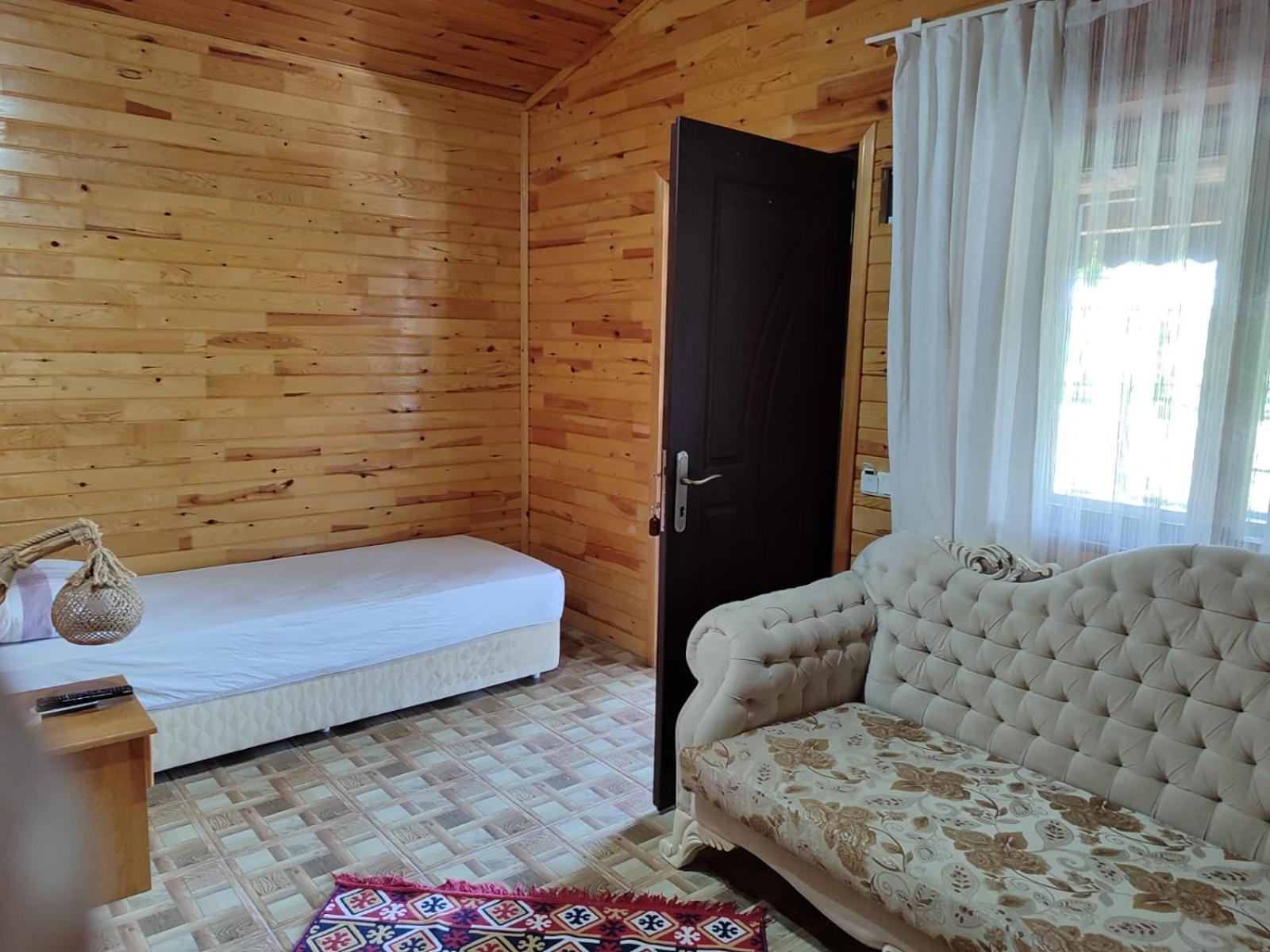 Appartement Flora Pansiyon Çıralı à Kemer Extérieur photo
